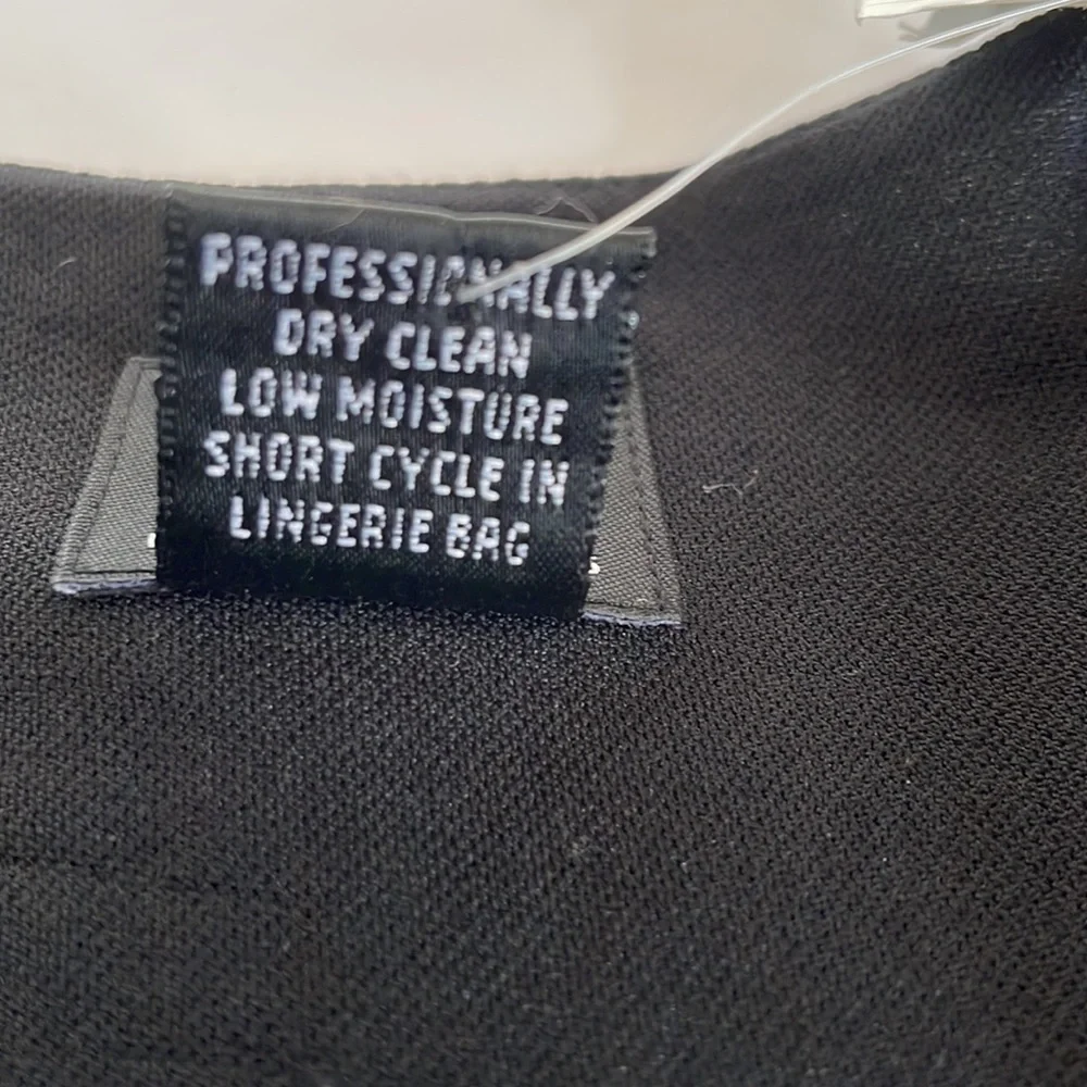 I.N.C. Women's Blouse Sequines Black NWT Size Medium ( would fit a small). - Picture 8 of 8